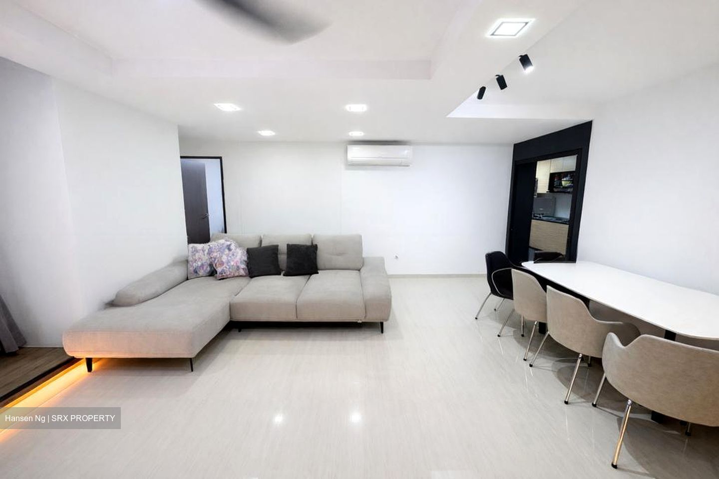 Blk 301B Anchorvale Drive (Sengkang), HDB 5 Rooms #529360231
